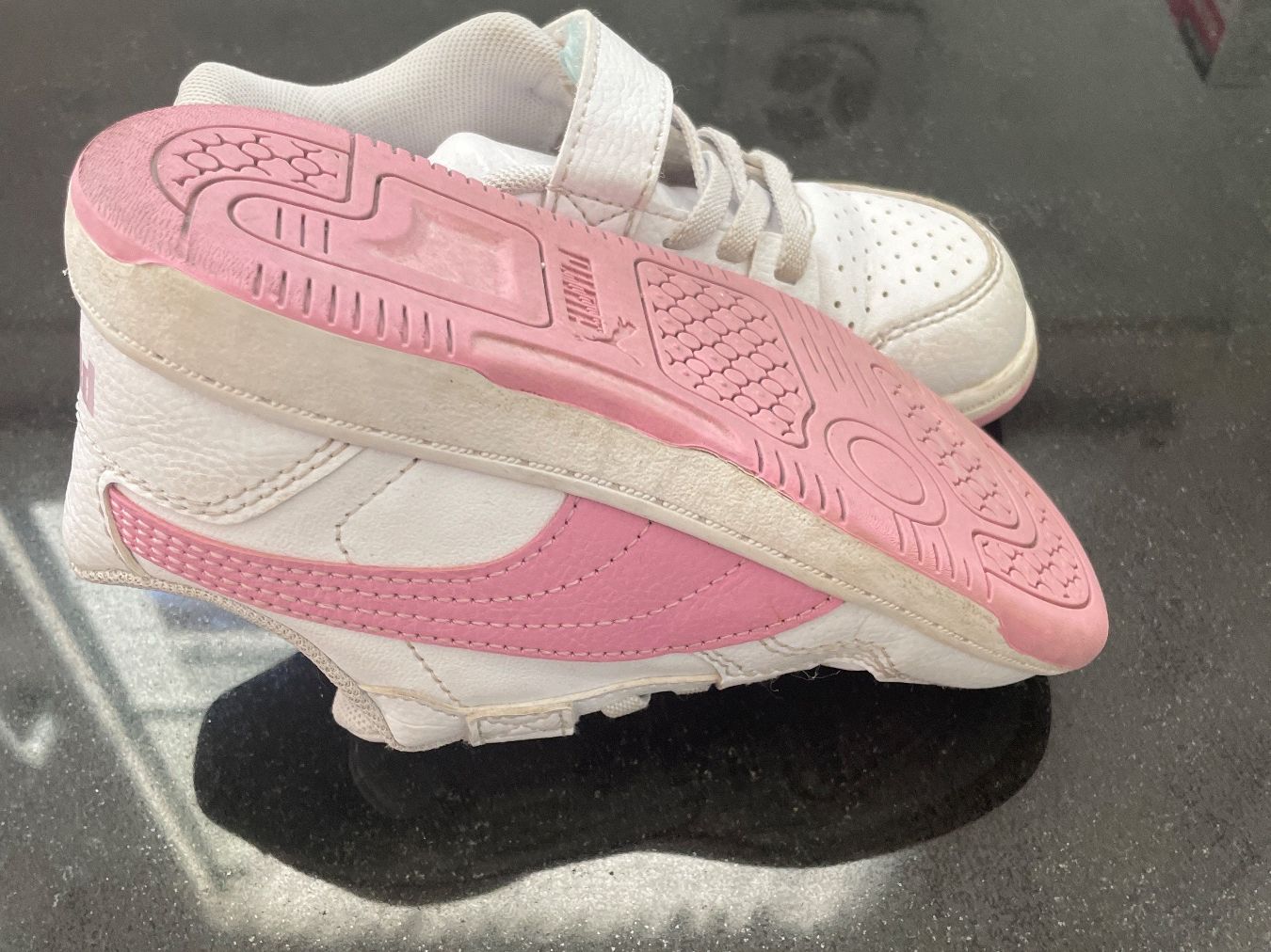 Puma Schuhe für Mädchen: Puma, Gr. 26, Sneaker – Gebraucht aus Rorschacherberg von kat_7lhp 1