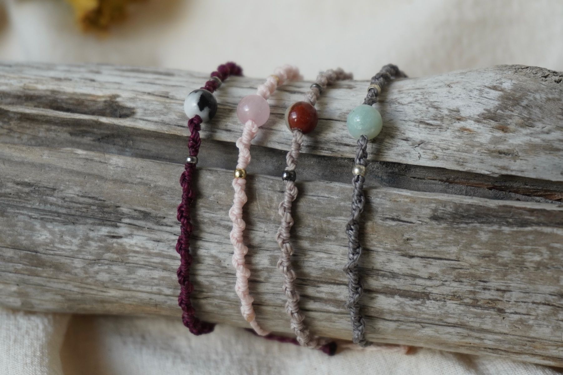 Bracciali & Braccialetti: velora - Makramee Armband - Personalisierbar – Nuovo (secondo la descrizione) da Heerbrugg venduto da R.St27
