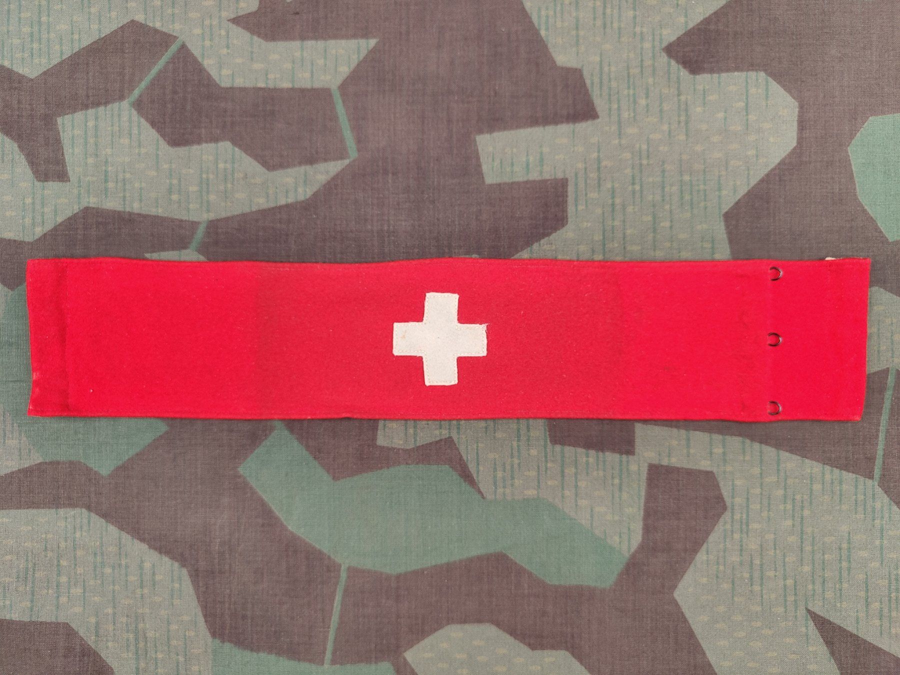 Schweizer Armee Uniformen: Eidgenössische Feldbinde Ord. 1840, Variante 3 – Gebraucht aus Bauma von SwissMilitaria 1