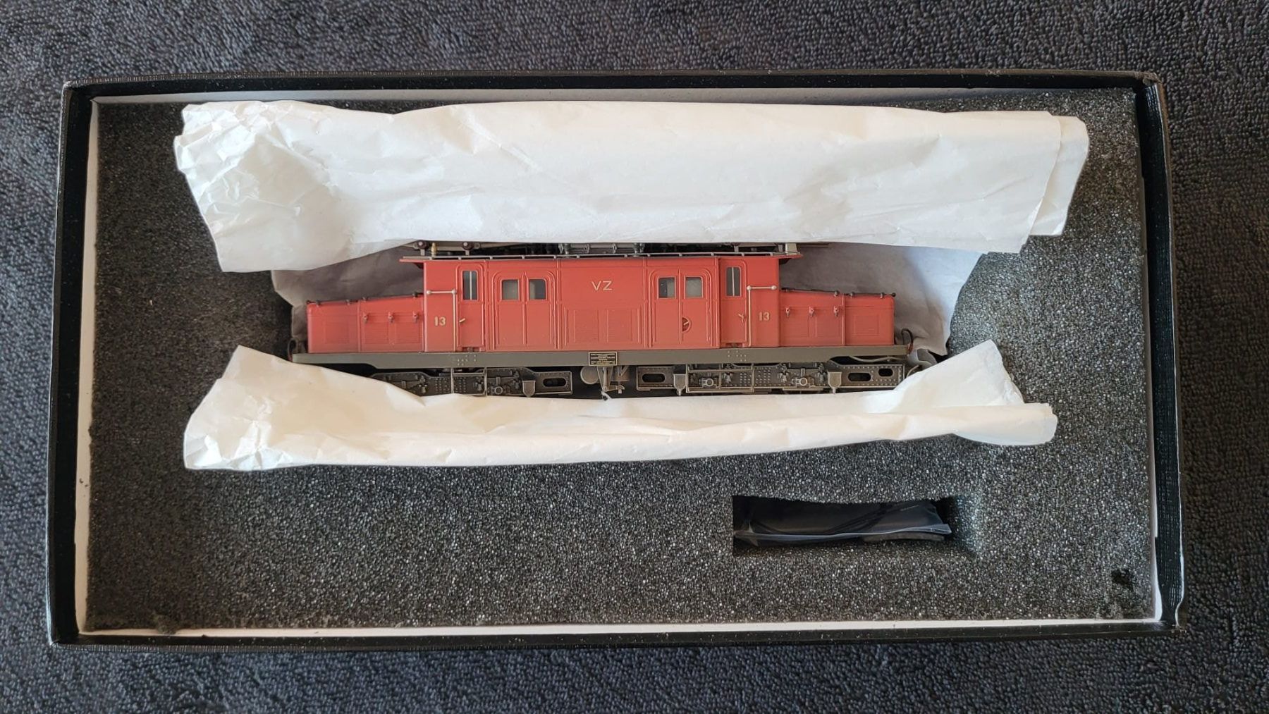 Ferro-suisse Modelleisenbahnen: FERRO-SUISSE VZ HGe 4/4 H0m – Gebraucht aus Glis von nice68 7