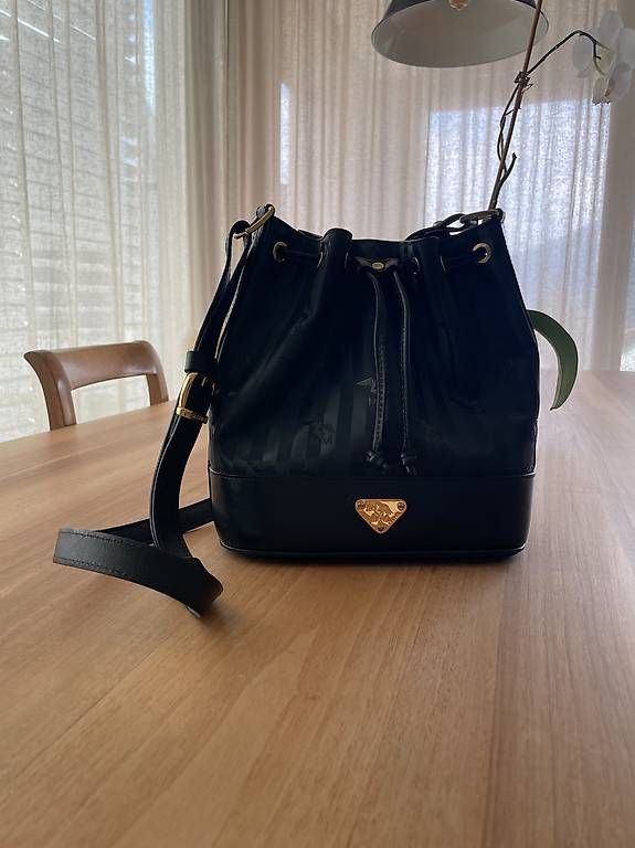 Taschen für Damen: Beuteltasche Maison Mollerus Swiss – Gebraucht aus Malans GR von mar_gnt2 1