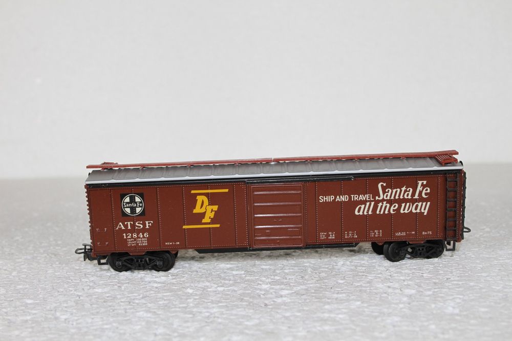 Märklin 4572 USA Box Car A.T.S.F. Santa Fe US (1) (Gebraucht) in ...