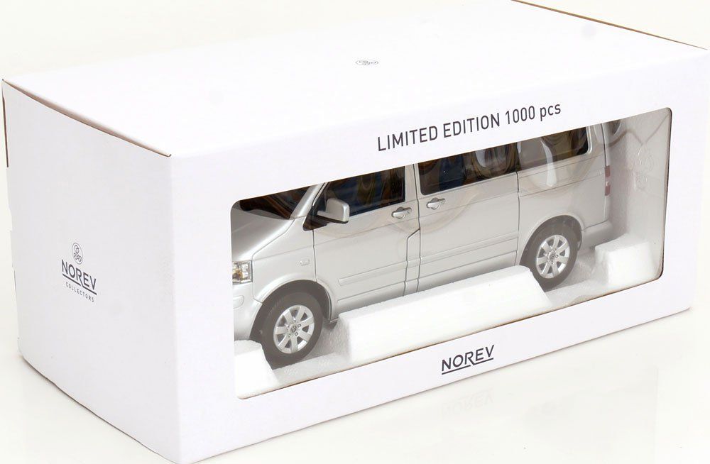 Volkswagen Modellini d'auto: VW T5 Multivan Bus Phase I 2003-2009 silber met.     1:18 – Nuovo e nell'imballaggio originale da Gerlafingen venduto da espero88 7