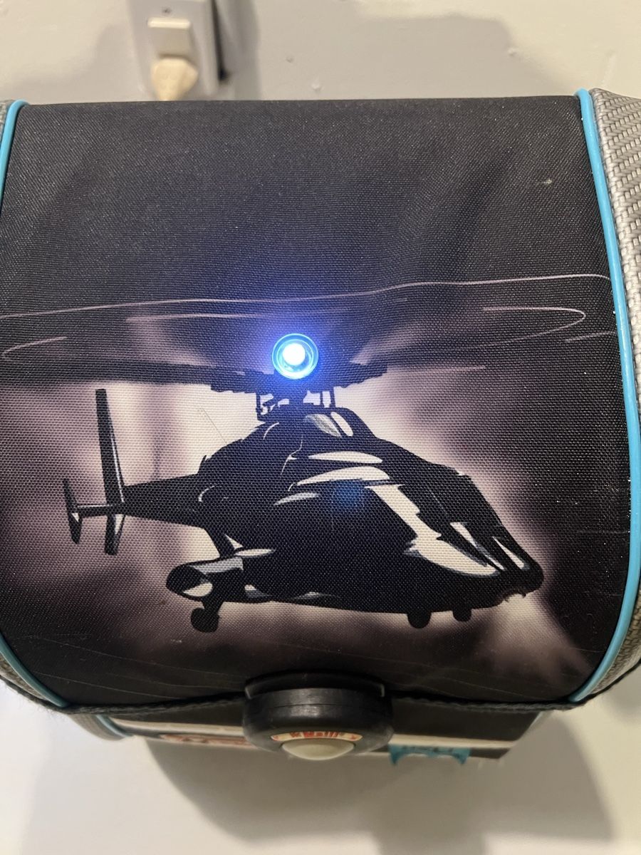 Mc Neill Kindertaschen: Schwarzer Schulranzen mit Hubschrauber-Design – Gebraucht aus Birr von zey_bw7f 1