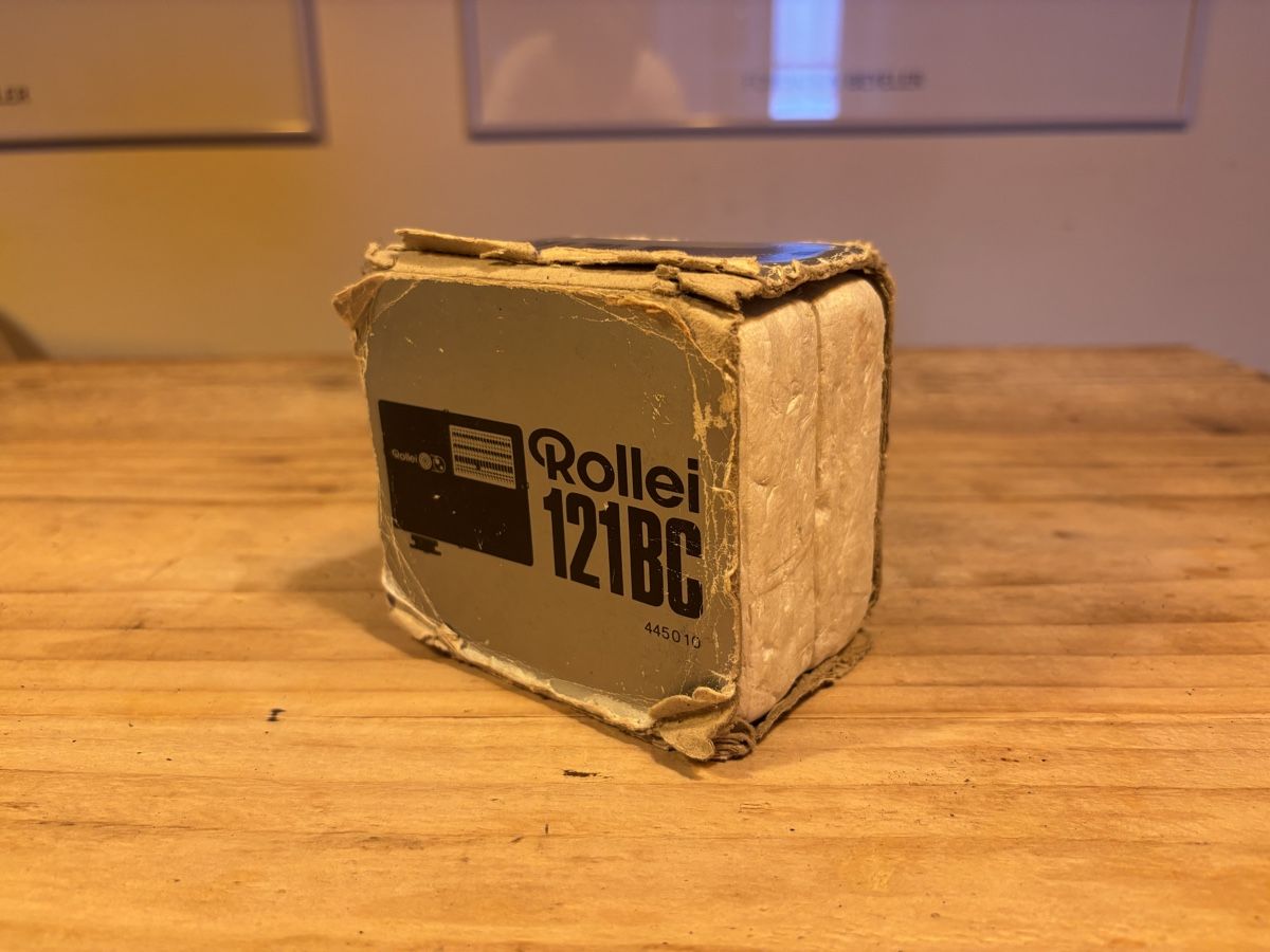 Rollei Blitze: Neu! Rollei Blitzgerät 121BC Flash Blitz 35 S – Neu und originalverpackt aus Luzern von pengmarket_gmbh 2