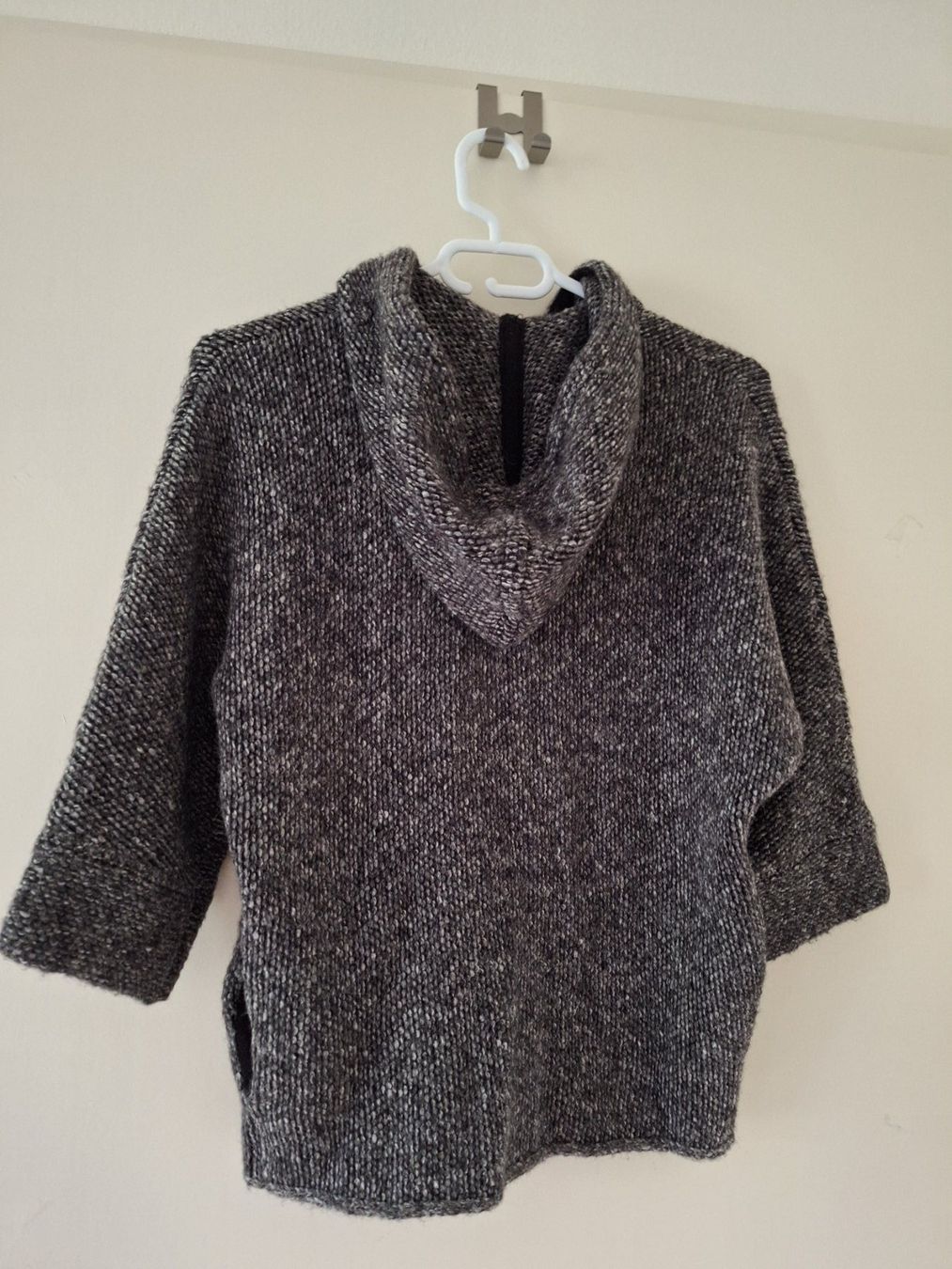Zara Giacche & Cappotti: Zara Strickjacke mit Kapuze Gr. 130 – Usato da Worb venduto da nfsolutions 1