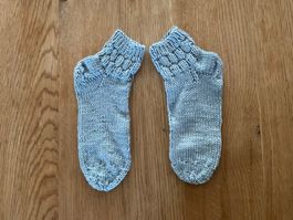 Handgestrickte Socken Grau - Fusslänge 20 cm Gr. 32/33