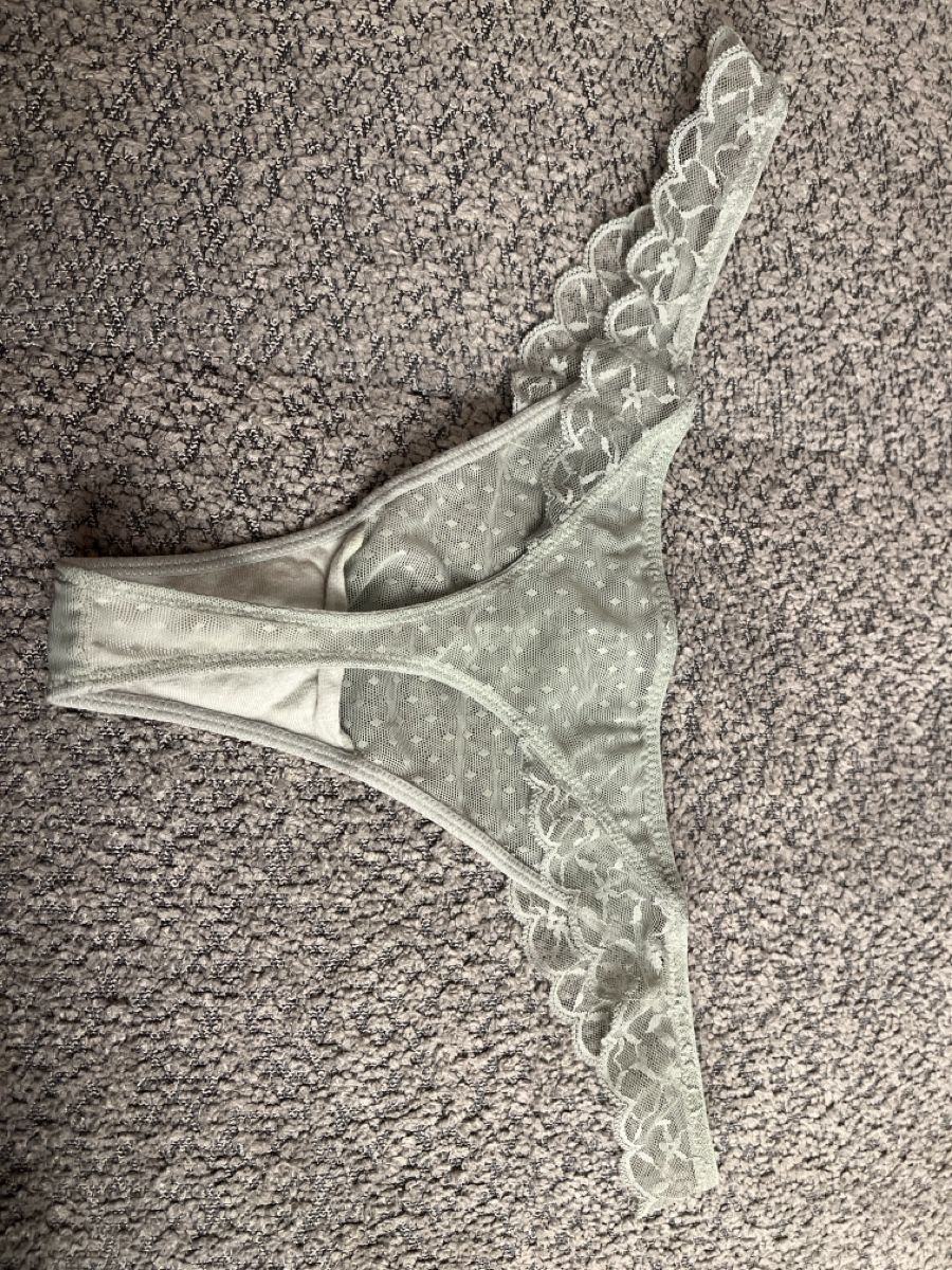 Autres dessous: String M – Neuf (Voir description) à Muttenz par Lisa_z 1