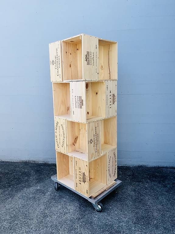 Regale: Regal aus 16 originalen Weinkisten mit identischen Massen – Gebraucht aus Ebikon von Weinkisten-Tom 1
