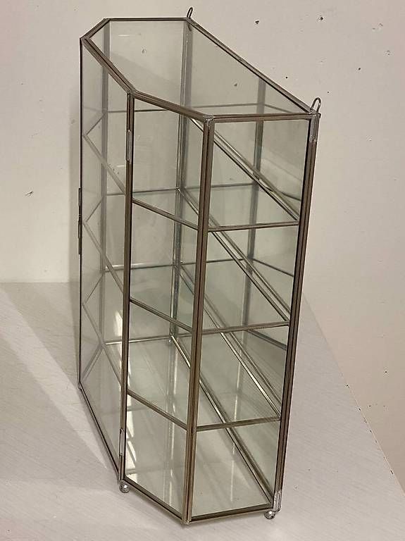 Vitrinen: Vitrines décoratives – Gebraucht aus St-Blaise von NSUTT1953 3
