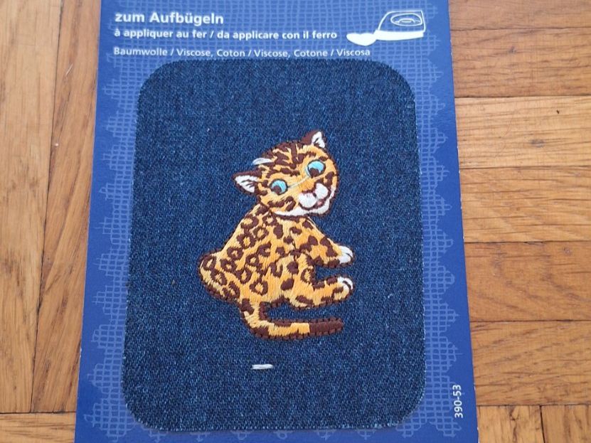Insignes: Leopard Katze Bügel Bild – D'occasion à Wetzikon ZH par NaWetzi 2