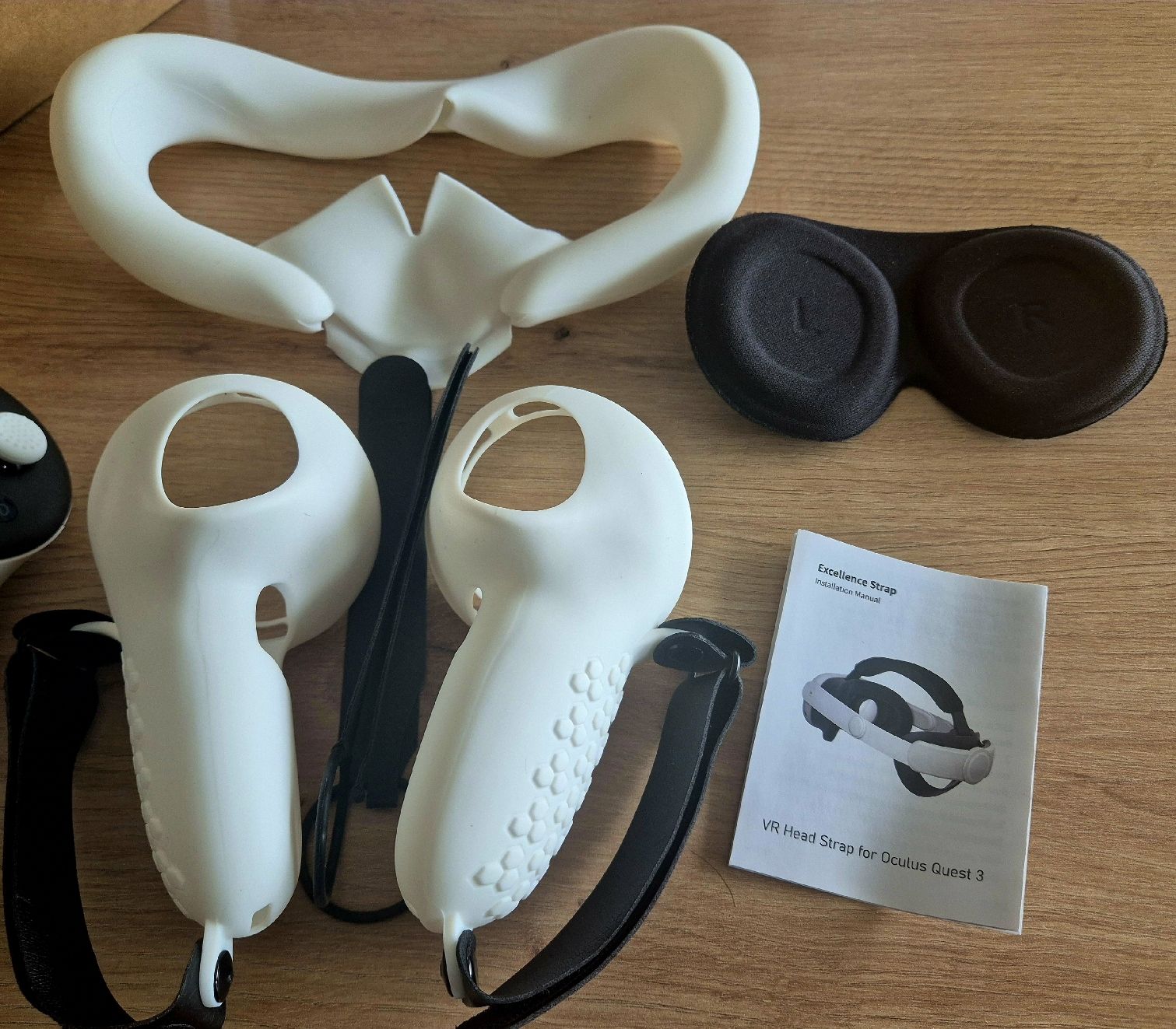 Meta Casco VR: Meta Quest 3 128GB comme neuf et accessoires VR – Usato da Tavannes venduto da KryPto-Prime 7
