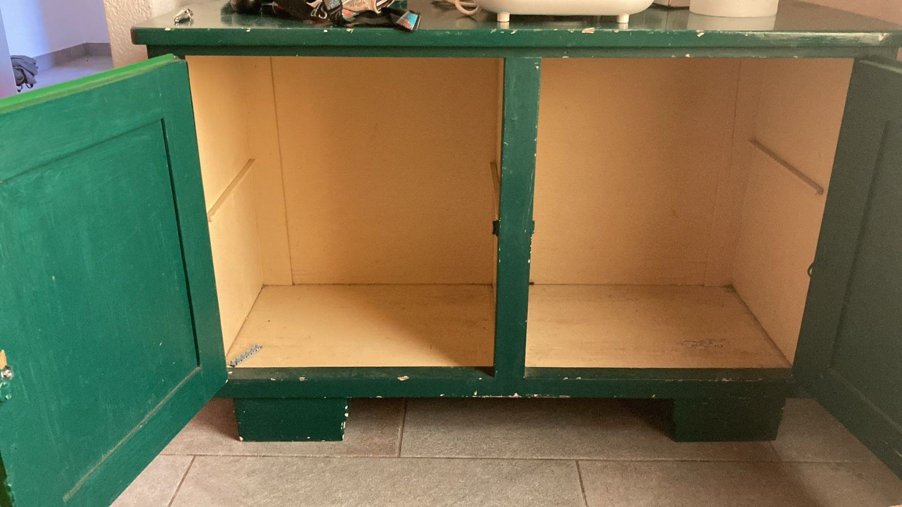 Scaffali: cabinet fermier – Usato da Reinach BL venduto da tes_r6np 1