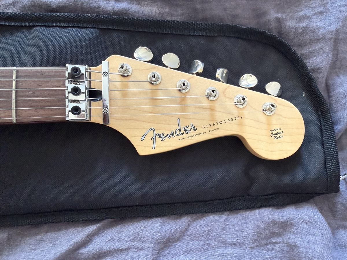 Fender Musikinstrumente: Fender Stratocaster with synchronized Tremolo – Gebraucht aus Kriens von wickjulian 1