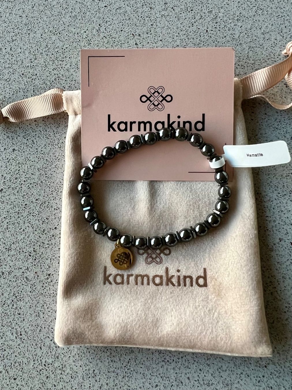 Bracciali & Braccialetti: NEU: Karmakind Hämatit Armband – Nuovo e nell'imballaggio originale da Lachen venduto da mar_ox
