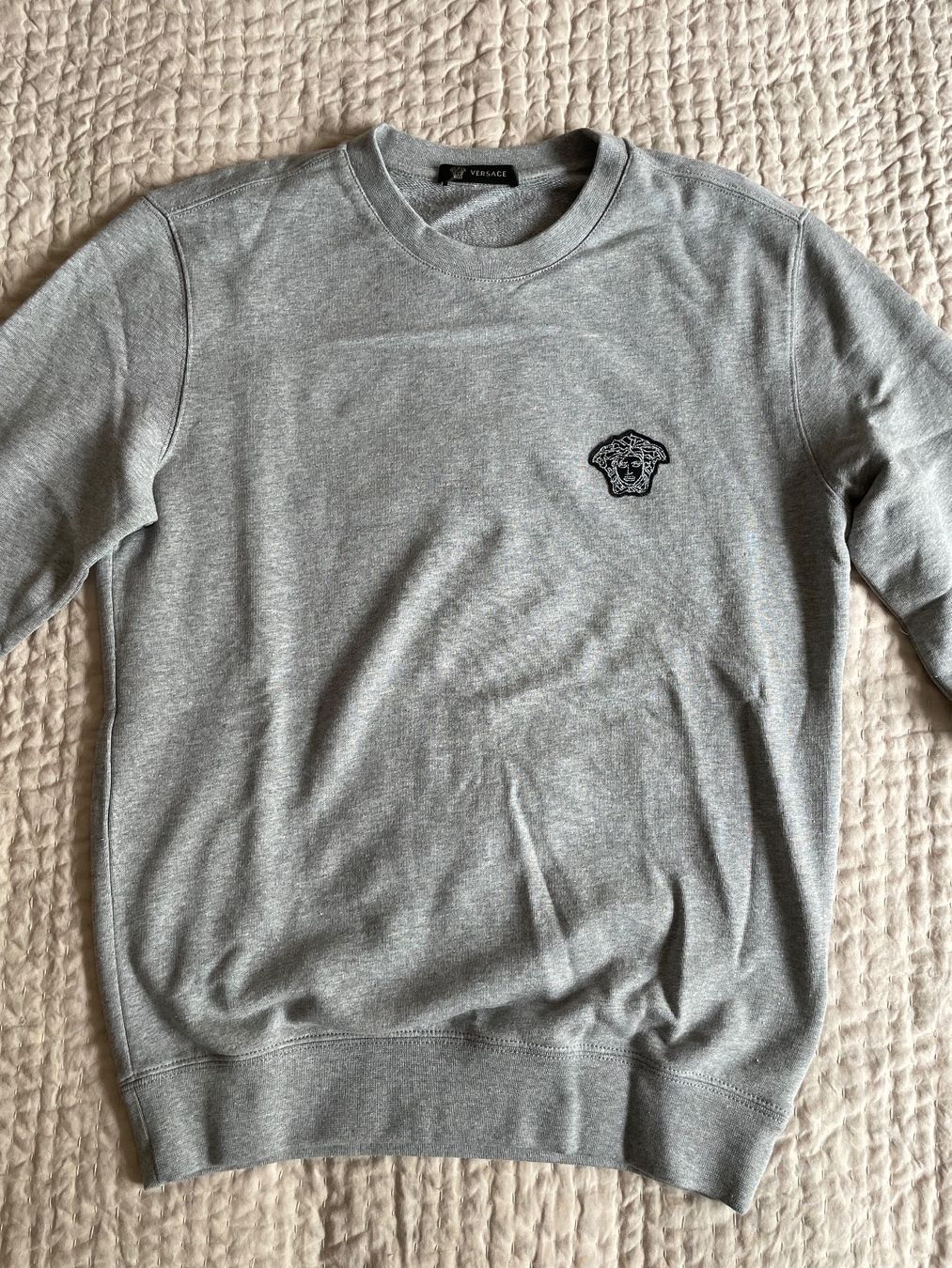 Versace Maglioni & Felpe: VERSACE PULLOVER - Gr.XS – Usato da Basel venduto da MarkenundKleidung 2