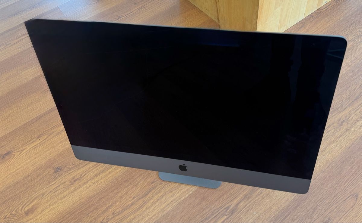 Apple PC: iMac Pro 27" 2017, 64GB Ram, 2TB SSD – Usato da Egliswil venduto da HolgerHermann