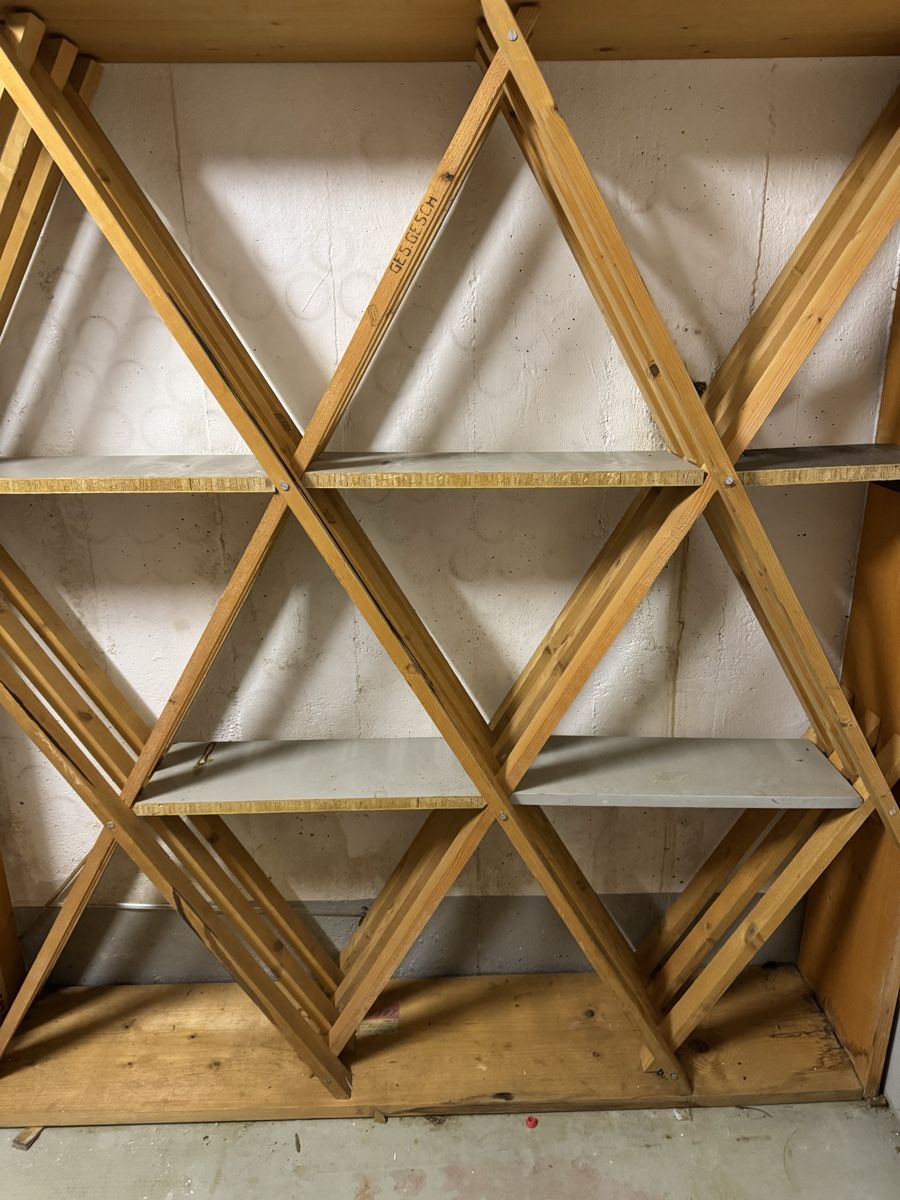 Scaffali: Weinregal, Holz, gebraucht – Usato da Le Sentier venduto da flo_dcg6 1