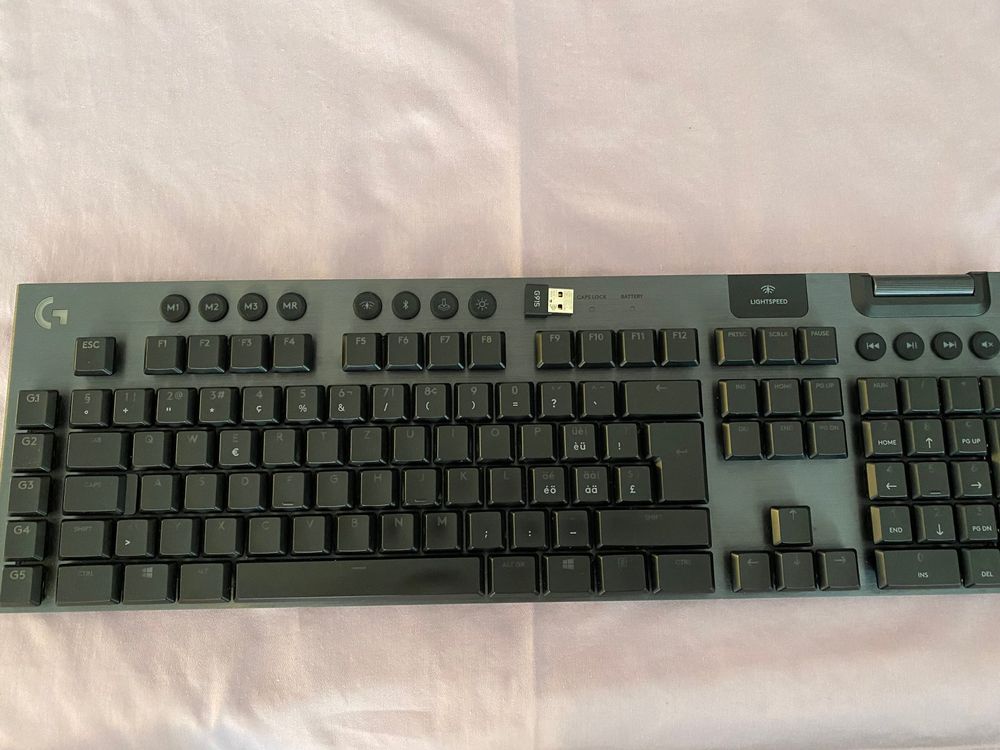 Logitech G915 Tastatur | Kaufen auf Ricardo