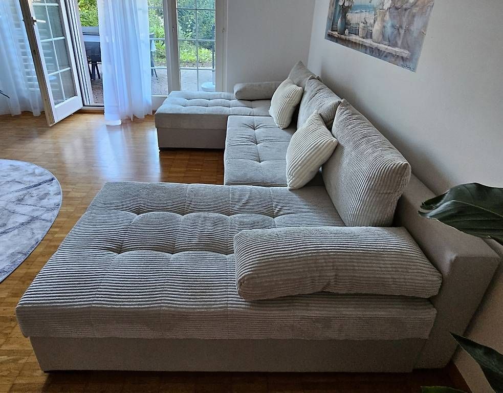 Sofas: Sofa mit Bettfunktion – D'occasion à Buchs AG par gigigigigigi 2