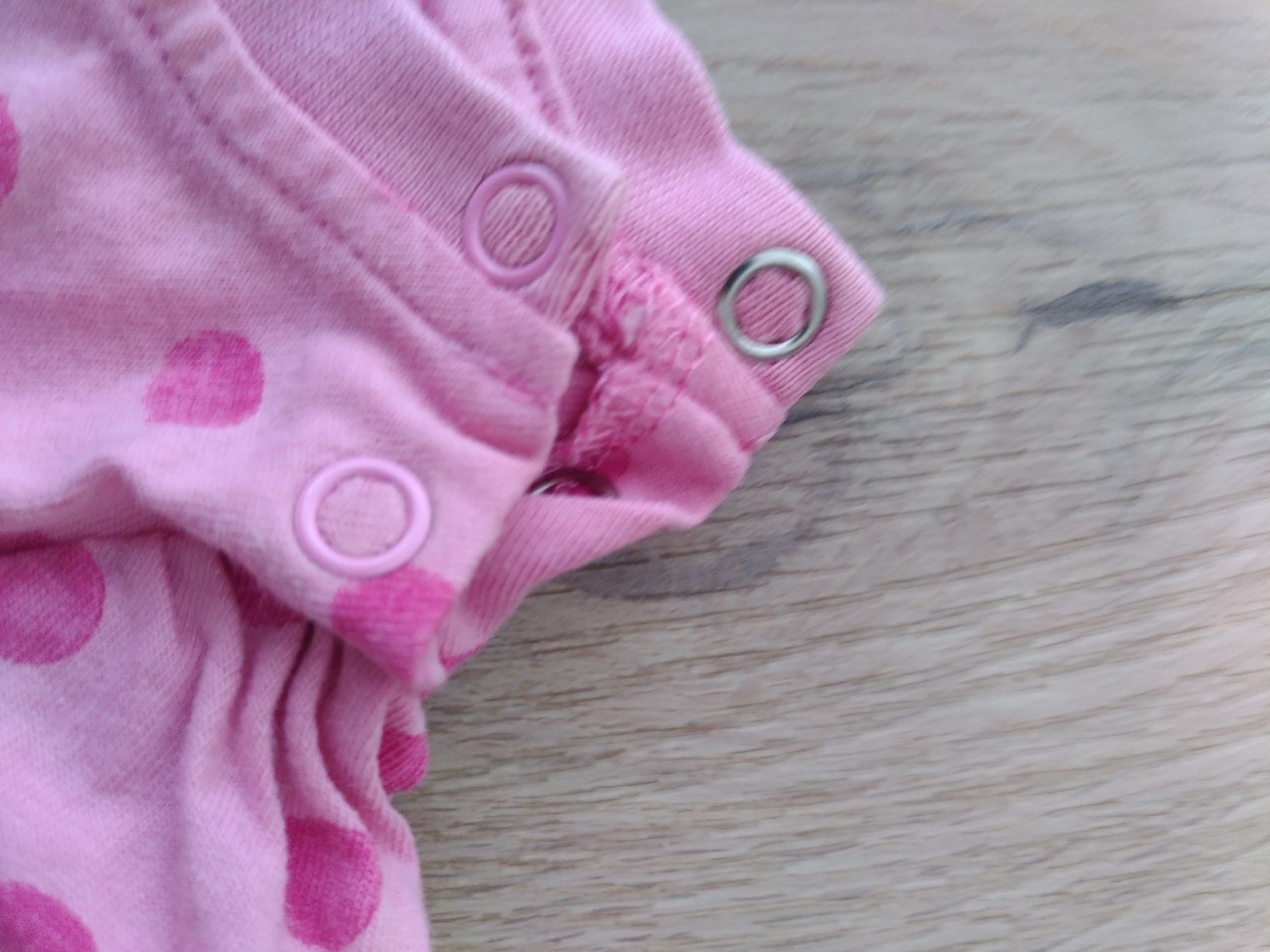 Robes et jupes: Bodykleid kurzarm - Grösse 62 – D'occasion à Penthaz par ann_l7zt 2