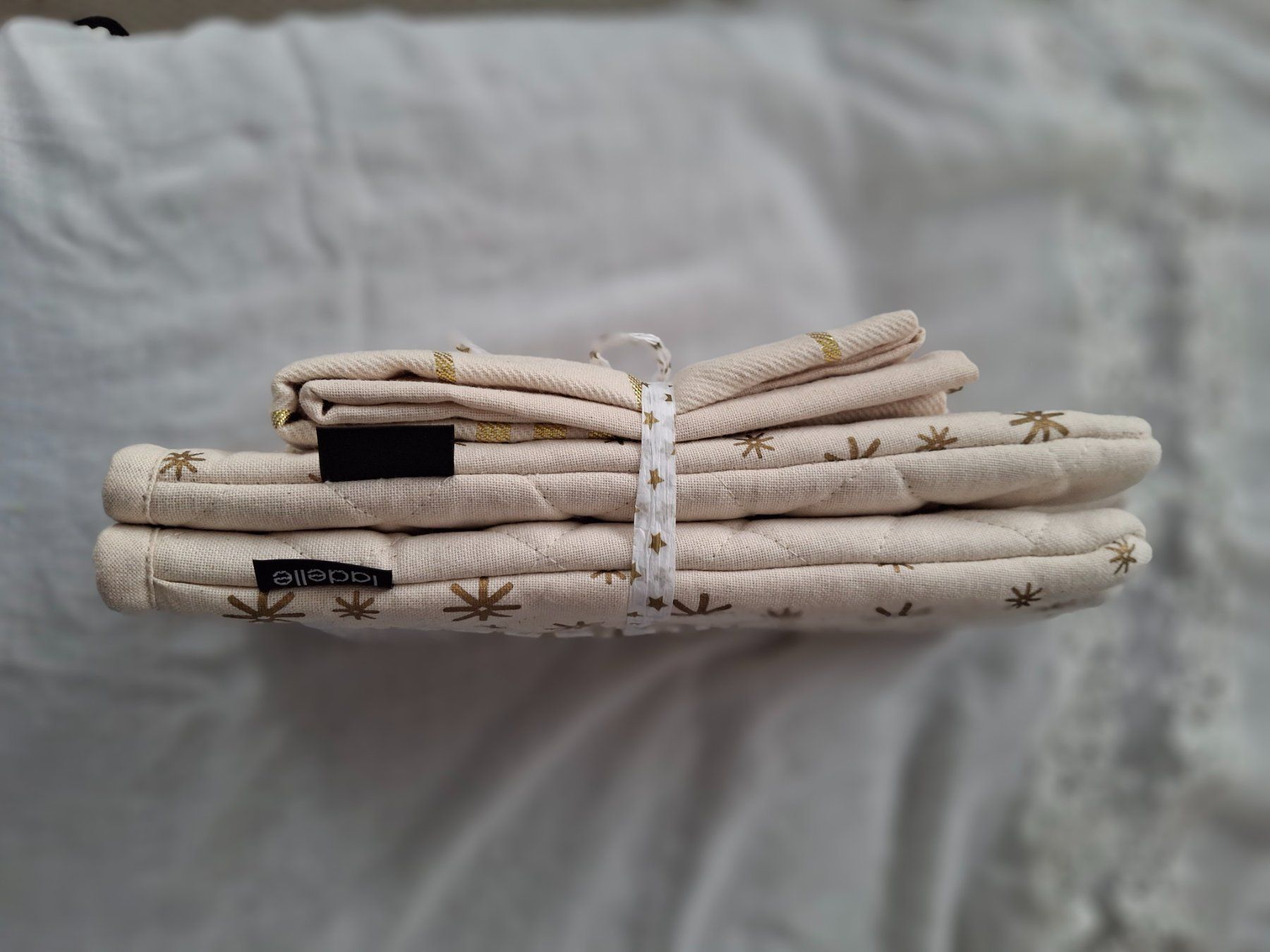 Linge de lit: Backhandschuh / Geschirrtuch NEU Christmas – Neuf avec emballage d'origine à Walterswil SO par Jerry_maus 2