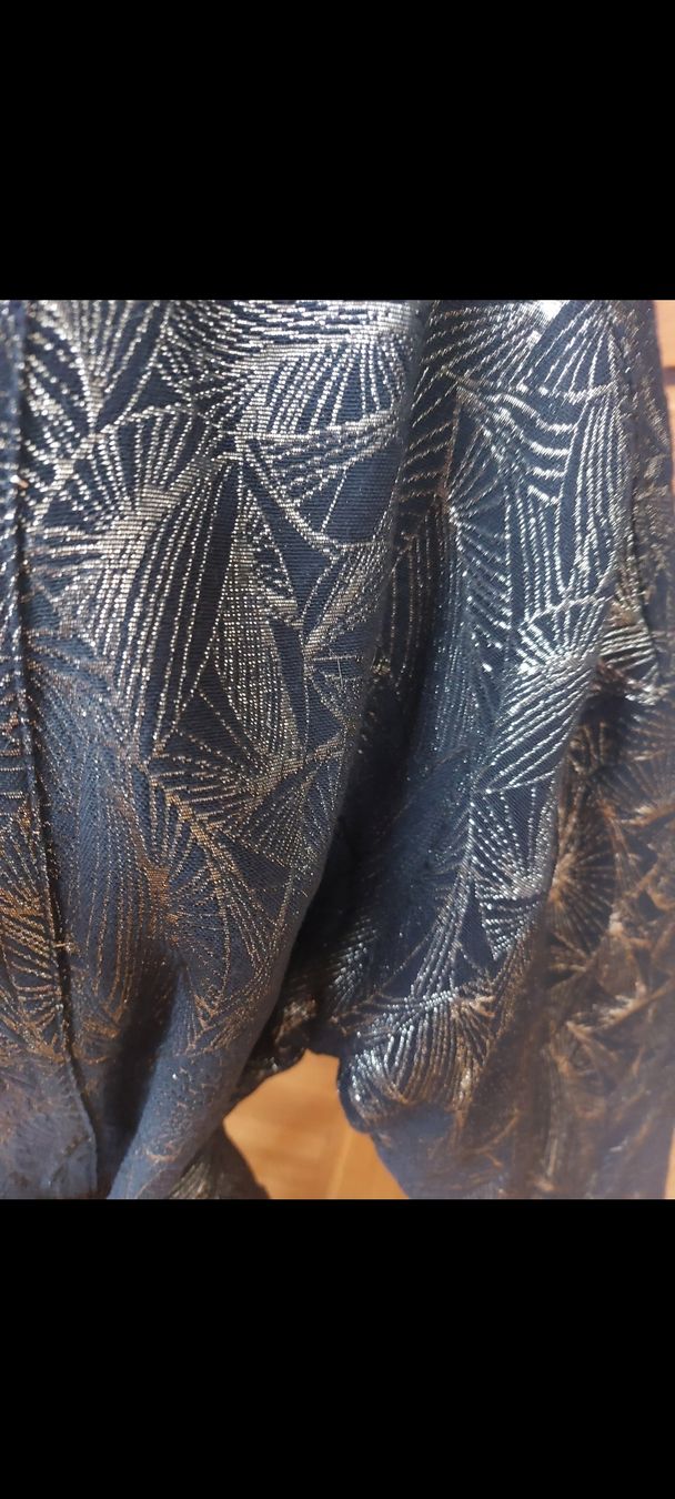 Arte internazionale: Kimono noir à dorures Bonobo – Usato da Avully venduto da jul_n8zt 5