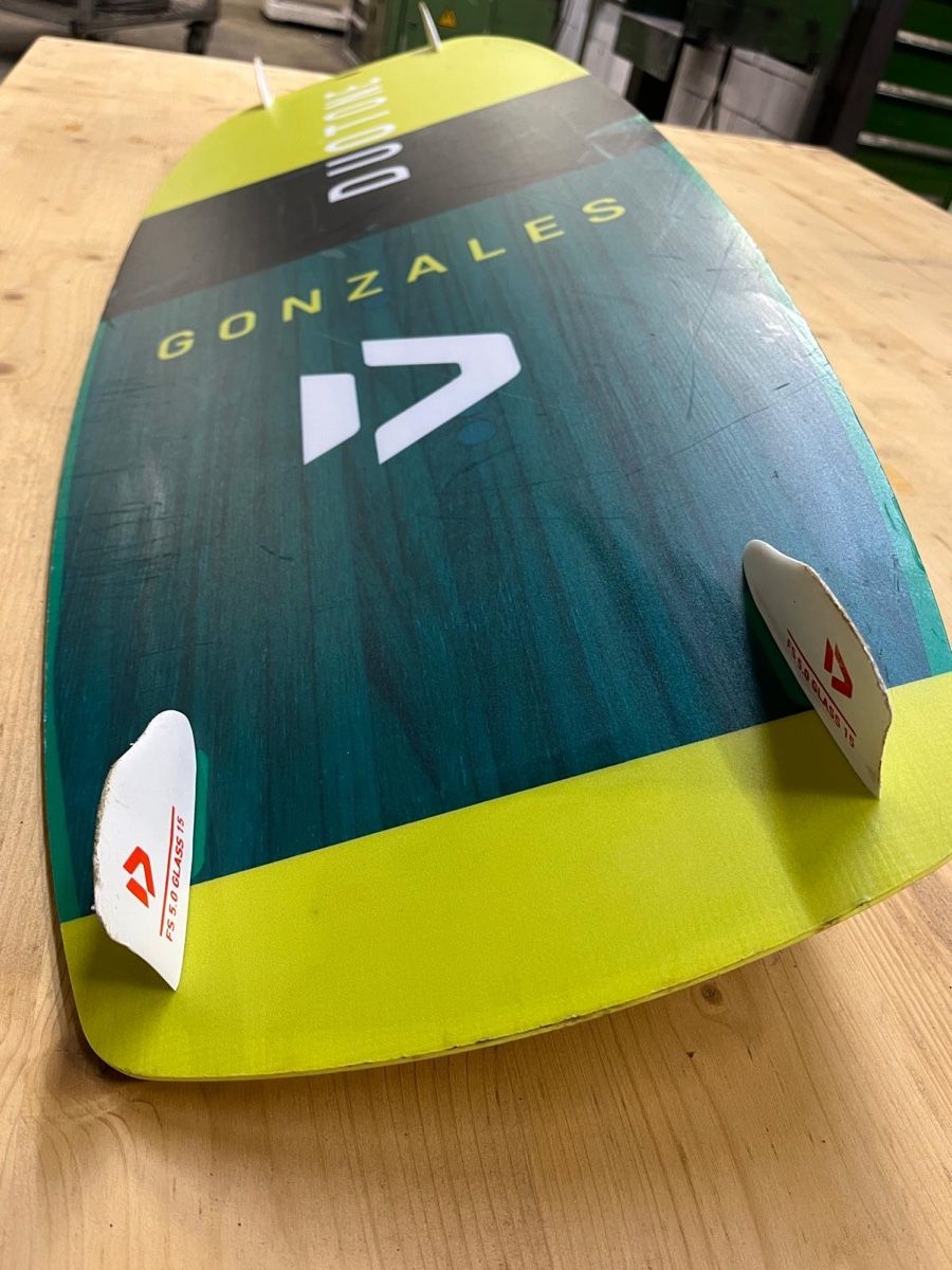 Duotone Tavole da surf e di nuoto: Duotone Gonzales Kiteboard 134cm – Usato da Klosters Dorf venduto da willfried01 2