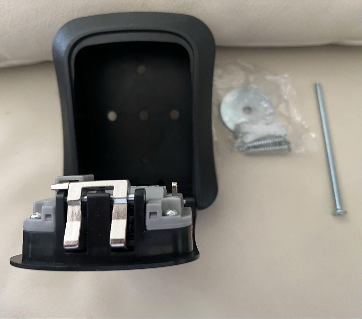 Chiavi: Boîte à clefs avec code (4 chiffres) – Nuovo e nell'imballaggio originale da Genève venduto da Dragonfish 3