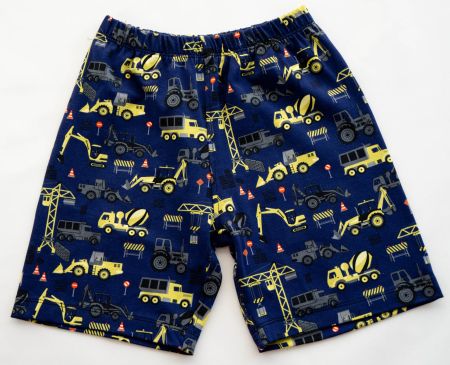 Kurze Hose/Shorts mit Baustelle - Gr.104/110 NEU