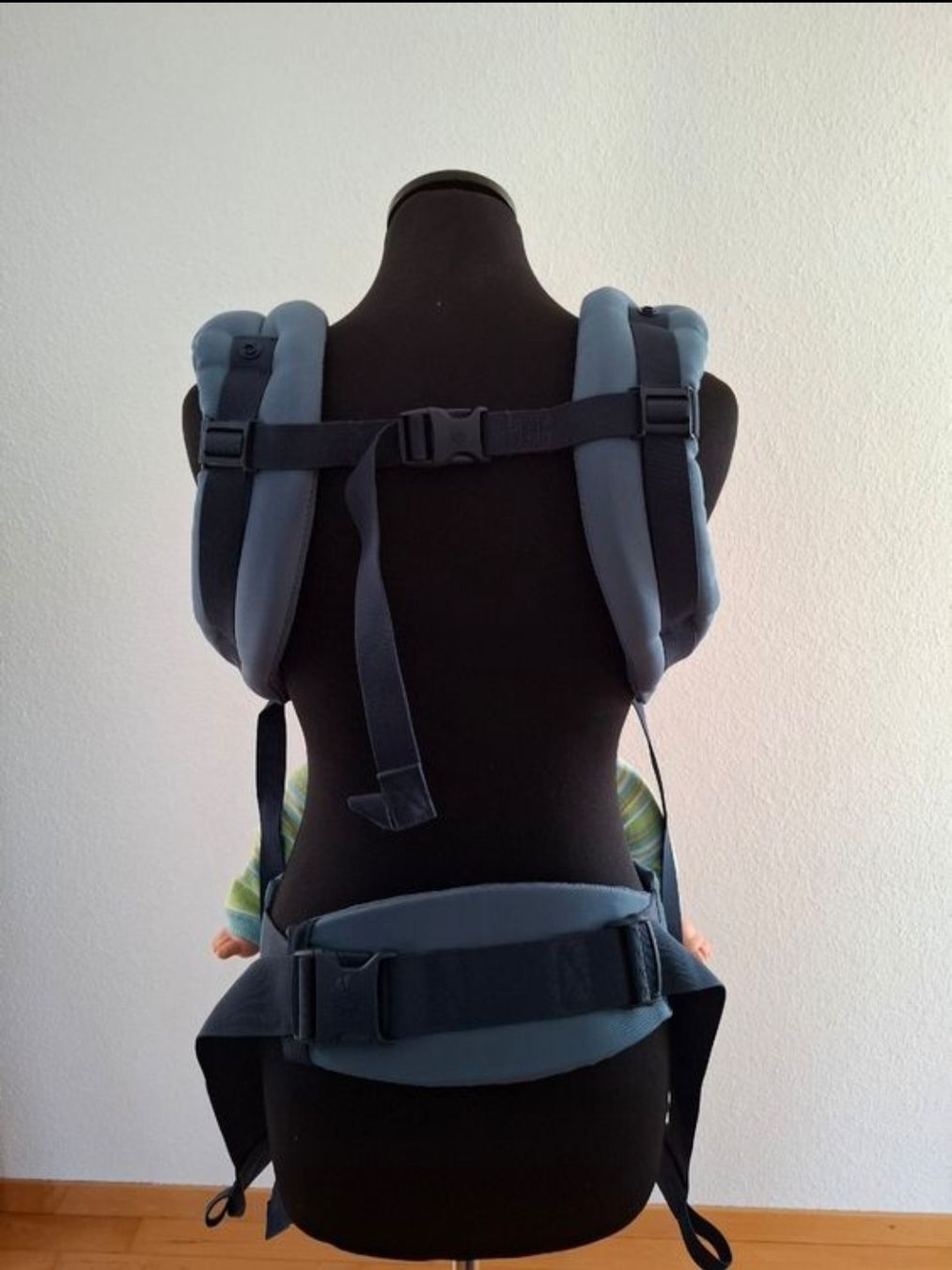 Ergo Baby Marsupi portabebè: Ergobaby Adabt Soft Flex Mesh – Usato da Tschierv venduto da Andrea107 1