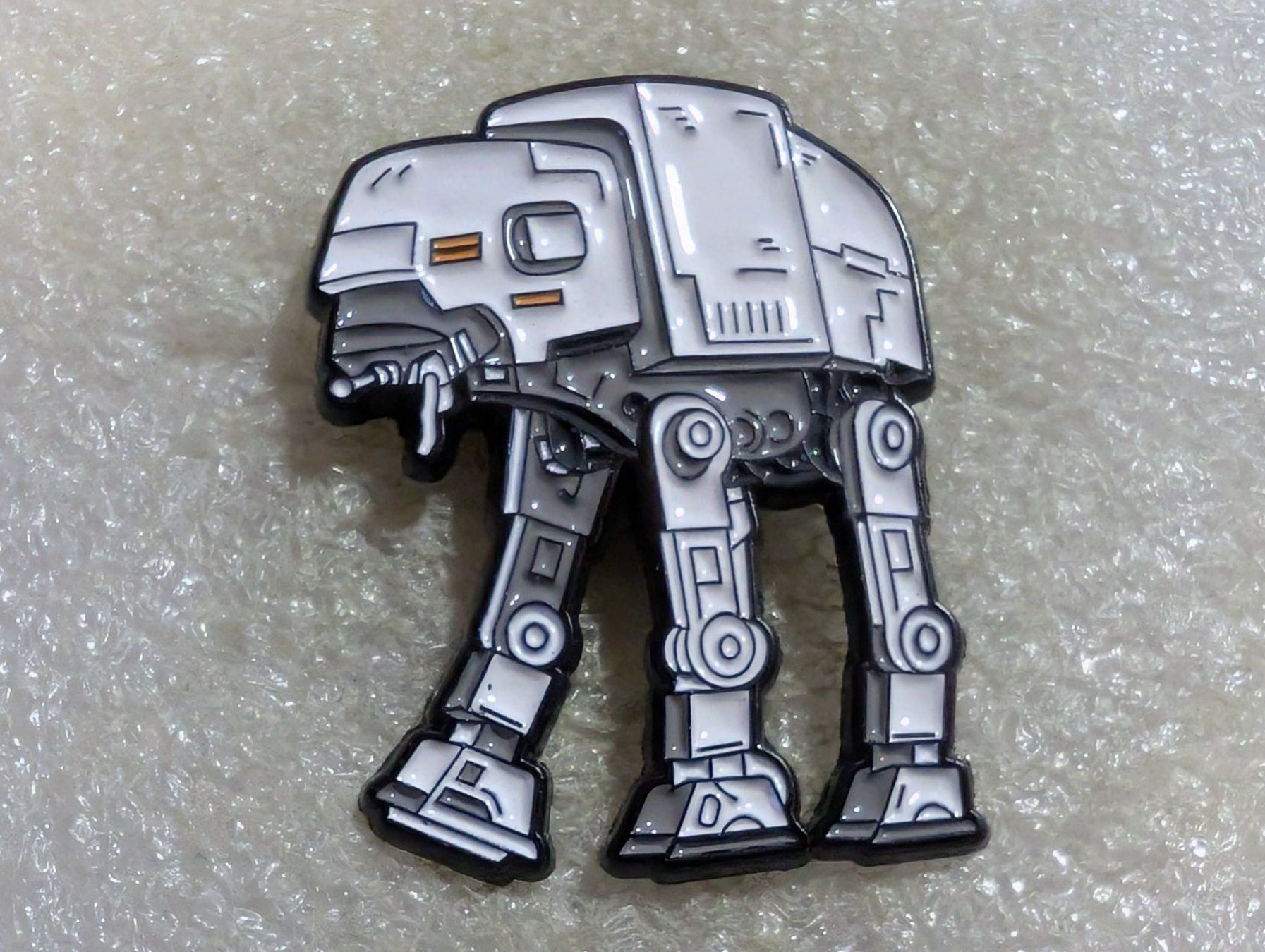 Placchette & Badge: Ansteckpin 181: Star Wars – Usato da Oppligen venduto da Pin-Fall-Shop