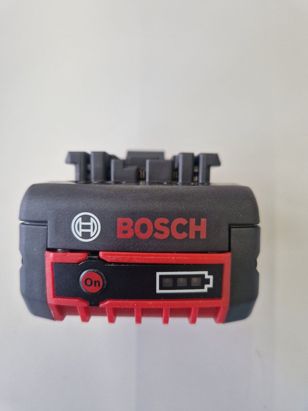 Bosch Caricatori & Batterie: Bosch Akku 18V, 6.0 Ah  – Nuovo (secondo la descrizione) da Frauenfeld venduto da Capecorse 2