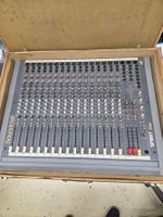 Soundcraft Spirit Live 16 – 16-Kanal Analog-Mischpult