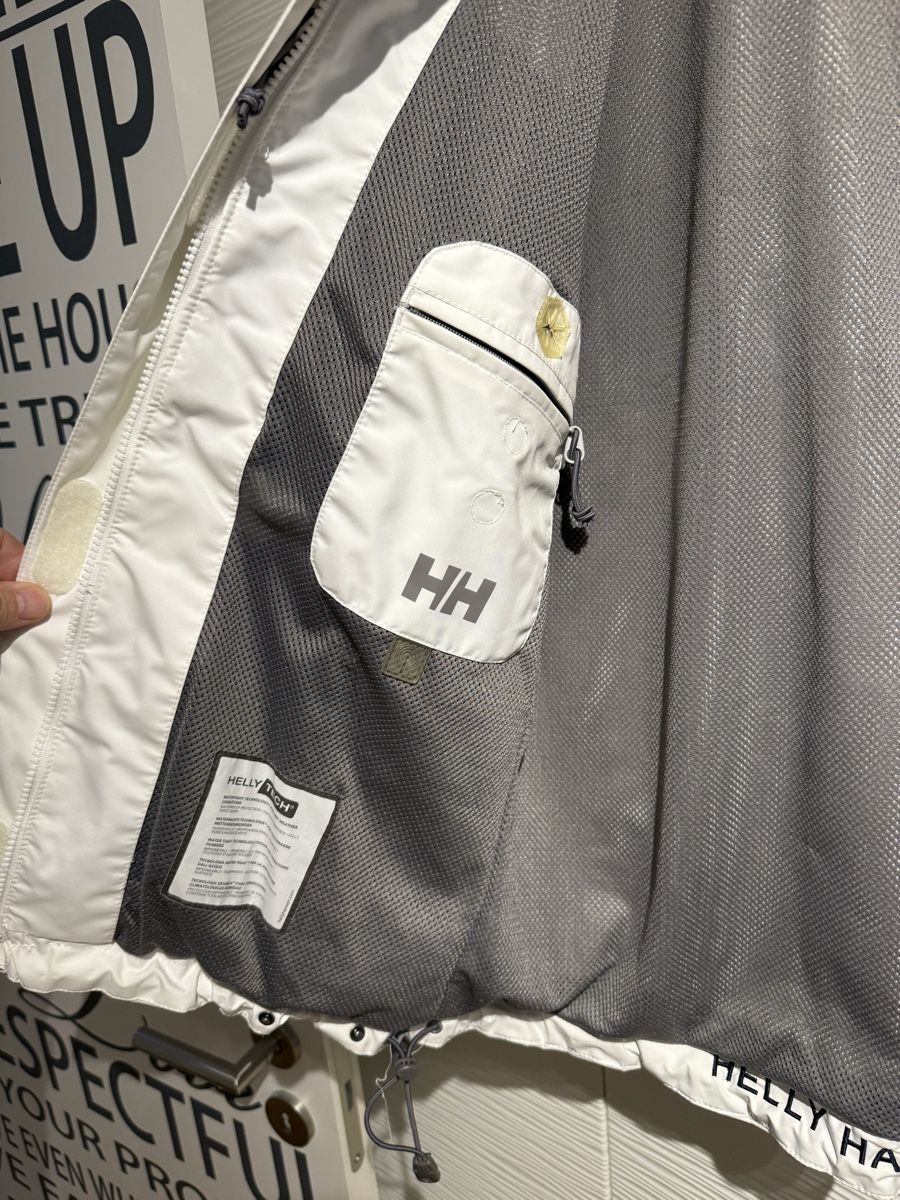 Helly Hansen Giacche: Helly Hansen Lightweight Jacket – Unisex – Size M – Usato da Wädenswil venduto da Alex_kons 5