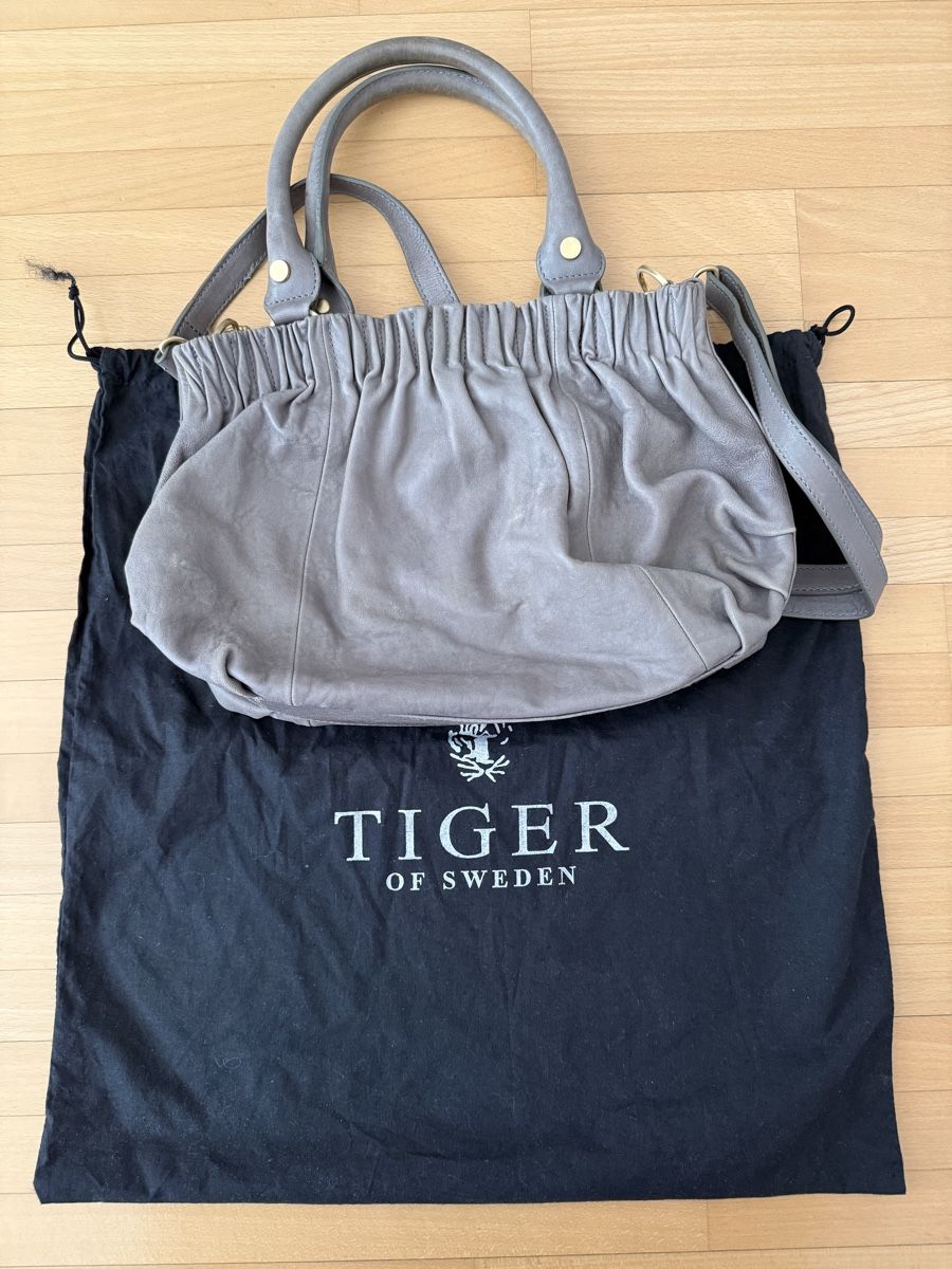 Tiger of Sweden Borse da donna: Tiger Leder Tasche – Nuovo (secondo la descrizione) da Thalwil venduto da Swissbaglady 1