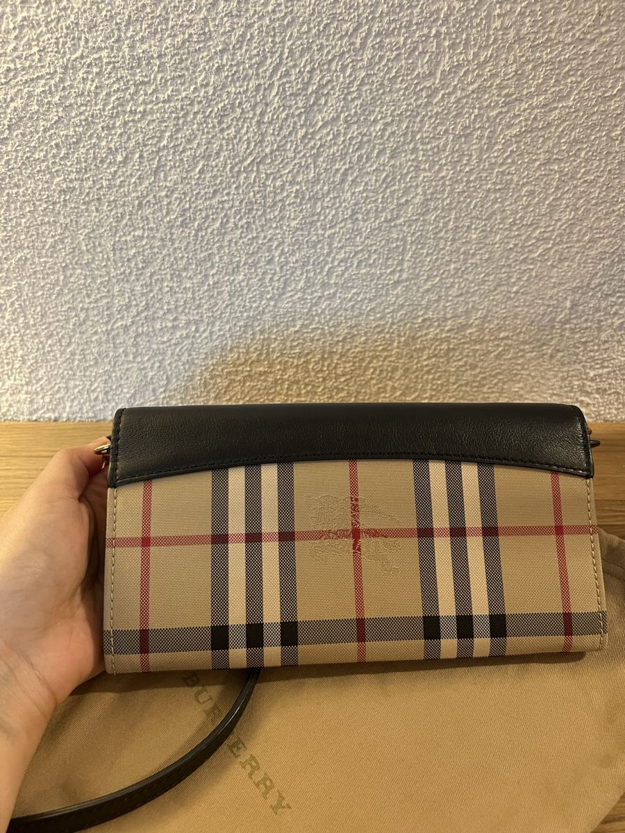 Burberry Borse da donna: Burberry chain strap bag – Usato da Ecublens VD venduto da cel_2vx7 5