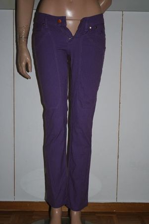 Jeans JECKERSON   Taille / Grosse W 25  .....