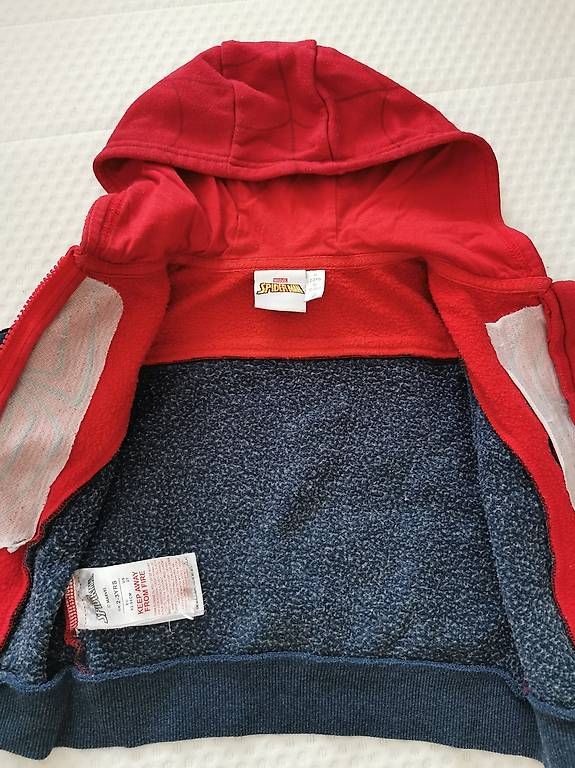 Maglioni & Felpe: Sweatjacke mit Kapuze Spiderman Gr. 92-98 – Usato da Dietikon venduto da Sandra_Luka 1