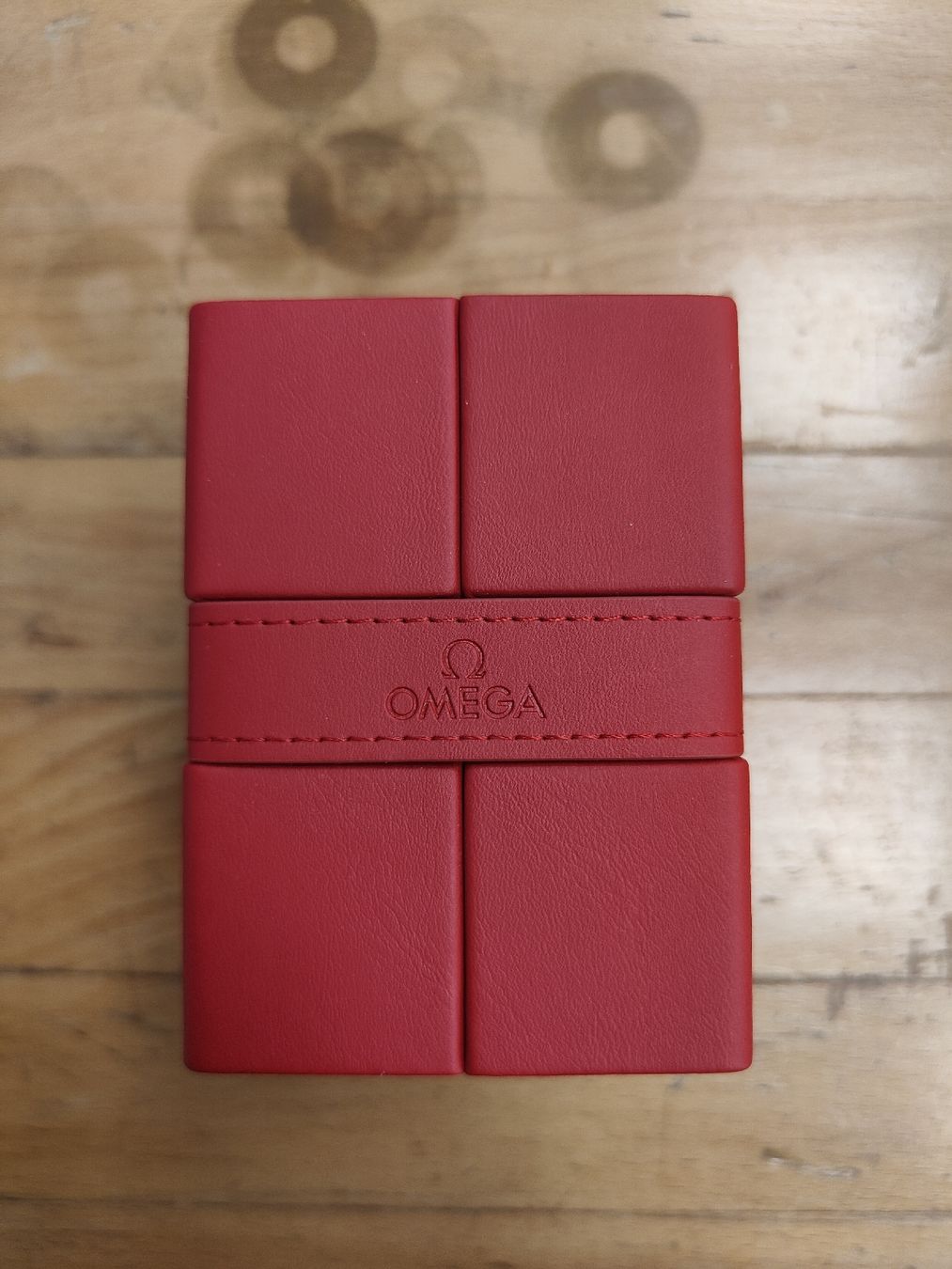 Omega Uhren: Omega Box – Neu und originalverpackt aus cham von