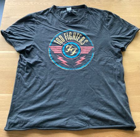 Foo Fighters Shirt / neu