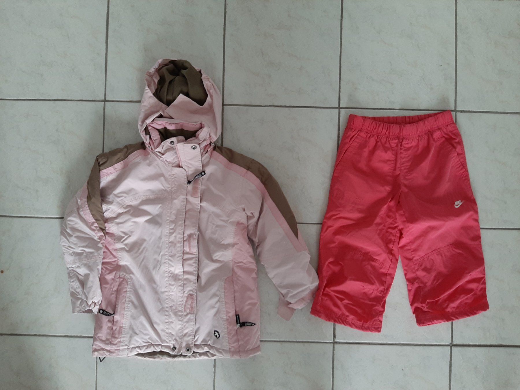 Lotti & Set di vestiti: Kleiderpaket gr 128 – Usato da Brissago venduto da lucabell 4