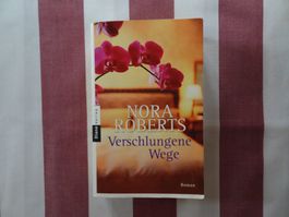 Nora Roberts - Verschlungene Wege - Roman - B429