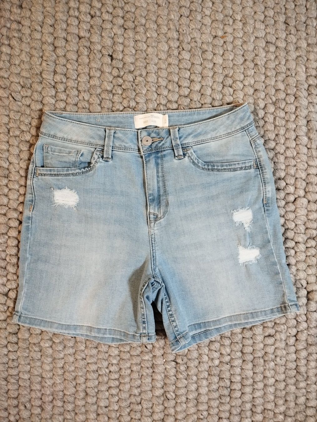 Tom Tailor Jeans: Shorts Tom Tailer W 27, neu – Nuovo (secondo la descrizione) da Chur venduto da Ronja777