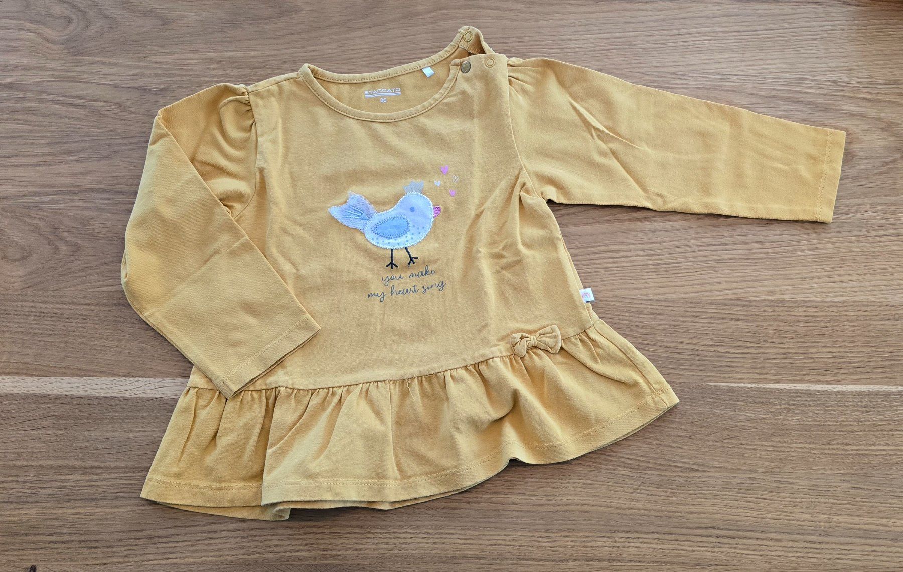 Pullover & Sweatshirts: Shirt Gr. 86 von Staccato – Gebraucht aus Zäziwil von Seisler