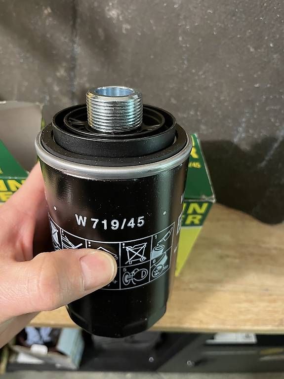 Toutes les pièces auto: Ölfilter W 719/45 Audi VW – Neuf avec emballage d'origine à Sulgen par Skidriver100 1