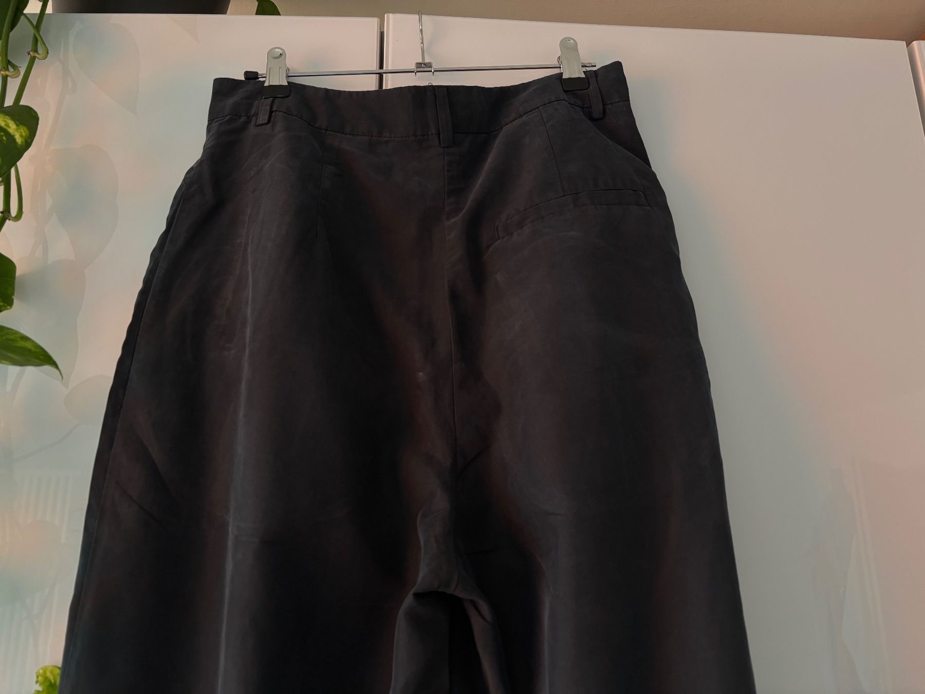 Weekday Pantaloni: WEEKDAY "MILLY PLEAT TROUSERS" Hose Gr. 40 – Usato da Zürich venduto da missmodernage 5