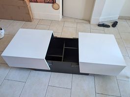 Table basse blanc vernis salon rangements 