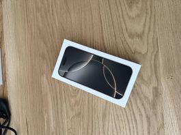 iPhone 16 Pro 128GB Natur inkl Garantie bis April 2027