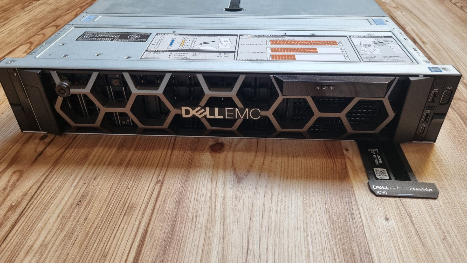 Dell Server: DELL EMC PowerEdge R740 Server gebraucht – Gebraucht aus Waldkirch von yan_28mr